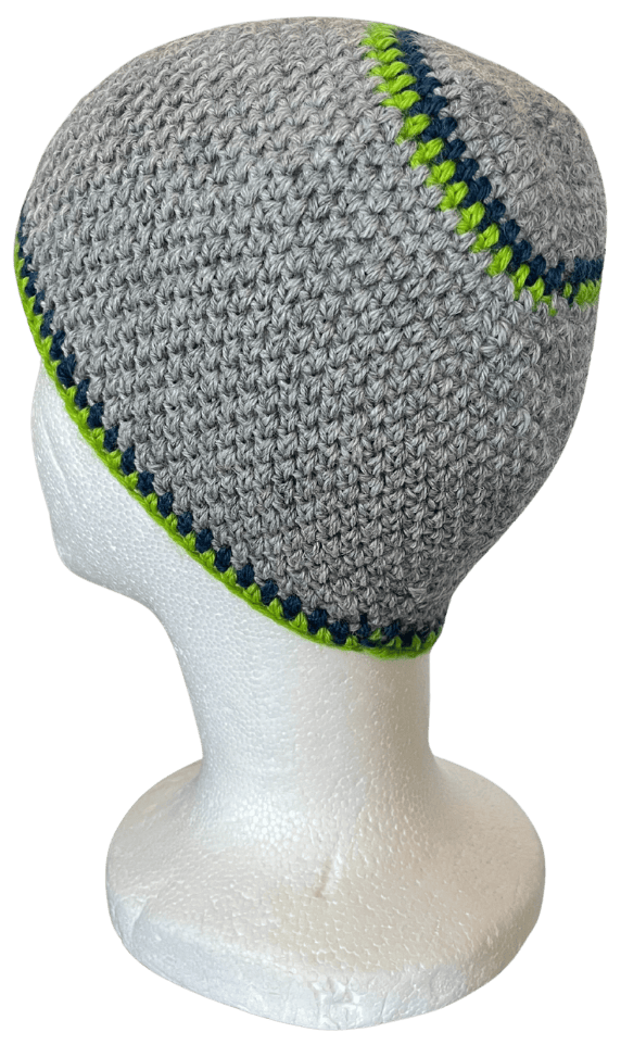 Cappello Grigio chiaro con bordo verde lime