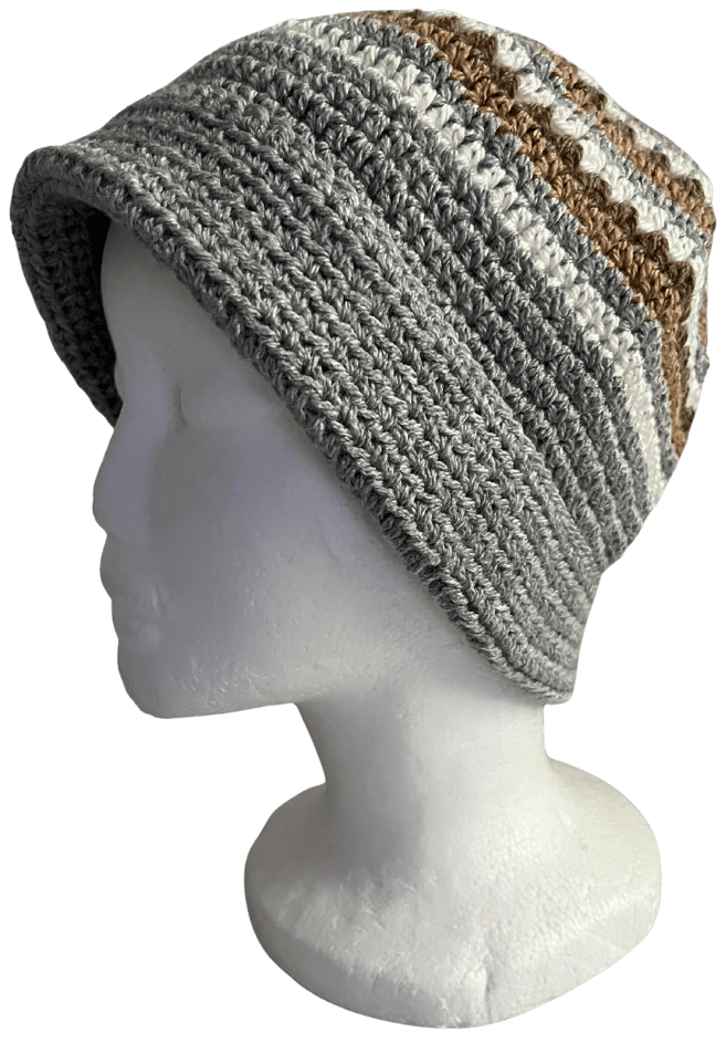 Cappello Grigio con righe beige e marrone
