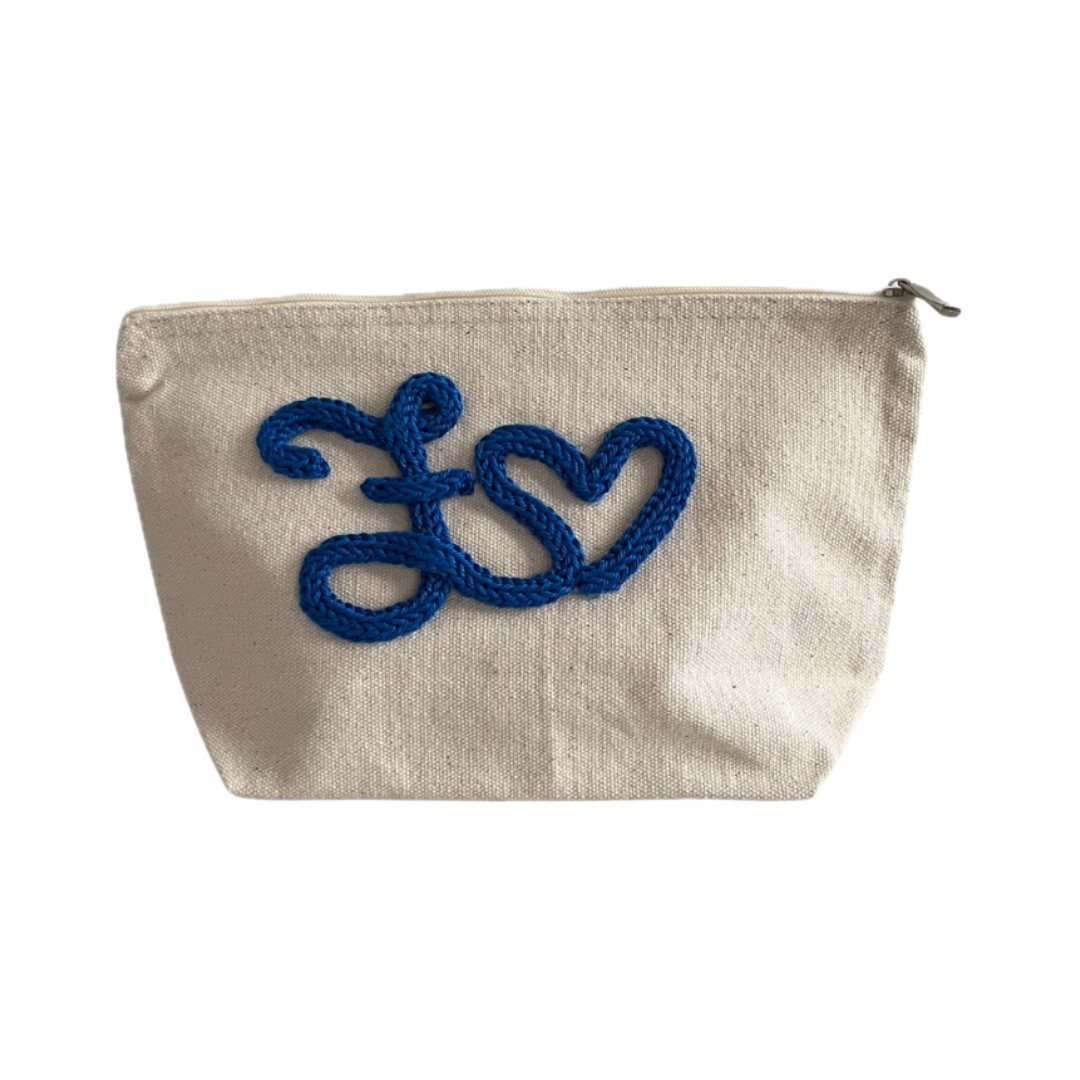 Pochette blu con lettera F